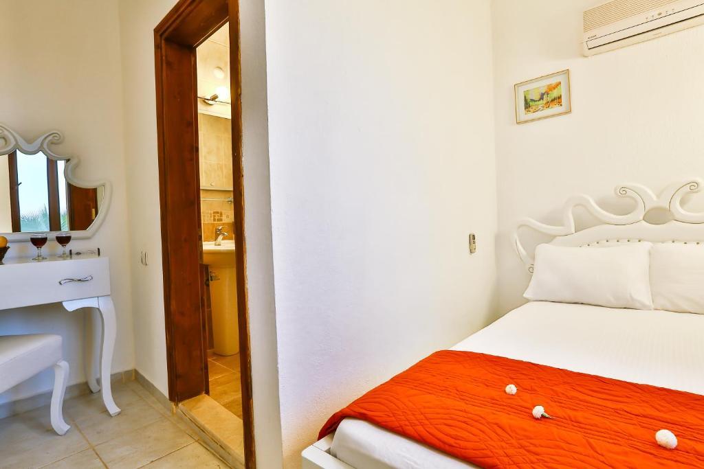 Kekova Theimussa Hotel Kaleucagız Екстериор снимка