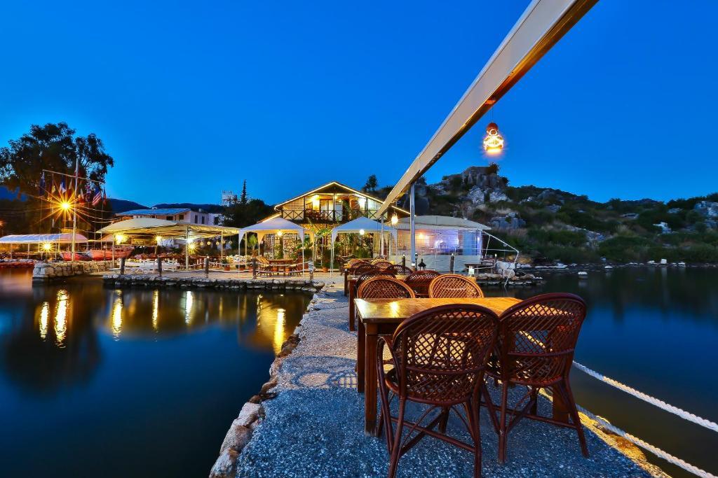 Kekova Theimussa Hotel Kaleucagız Екстериор снимка