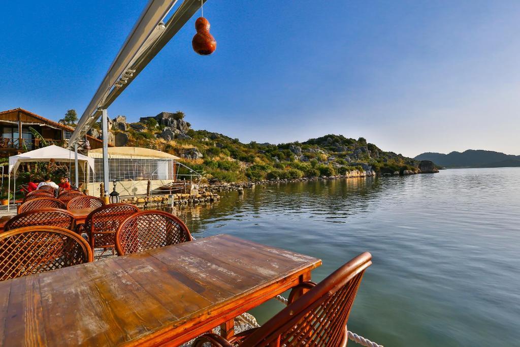 Kekova Theimussa Hotel Kaleucagız Екстериор снимка